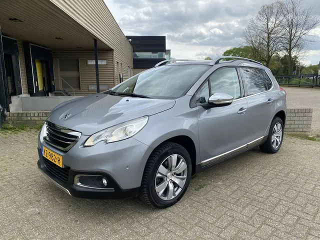 Peugeot 2008 1.2 PureTech Allure 2016 Benzine