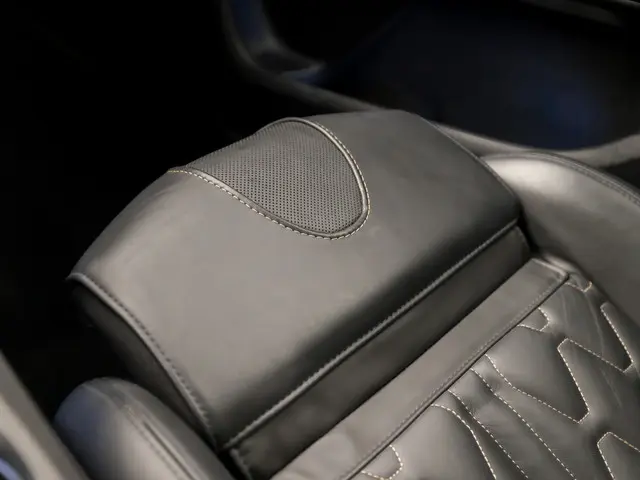 Peugeot 3008 1.6 e-THP GT Line 2017 Benzine 31