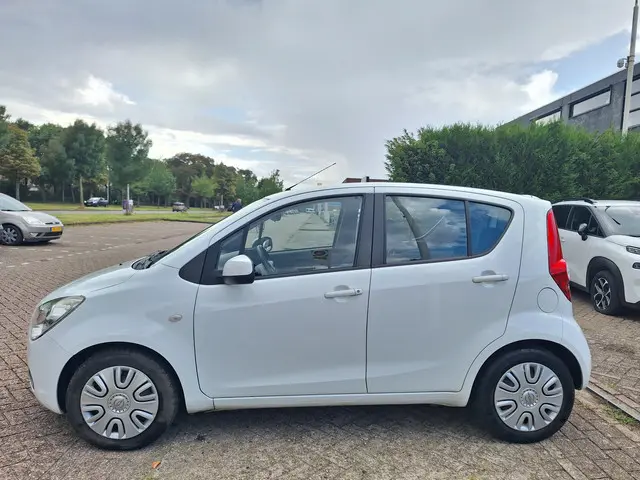 Opel Agila 1.0 Berlin 2014 Benzine 8