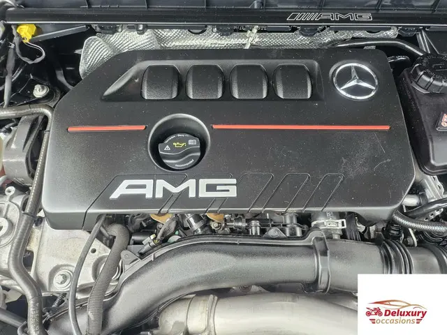 Mercedes-Benz GLB AMG 35 4MATIC Premium 2020 Benzine 30