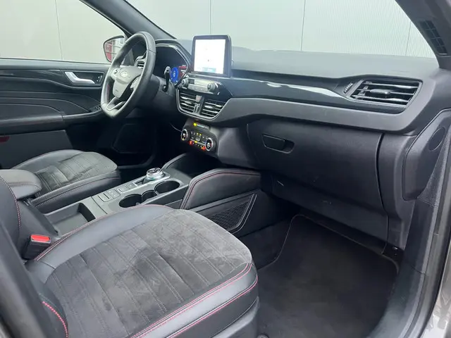 Ford Kuga 2.5 PHEV ST-Line 2022 Hybride Benzine 10