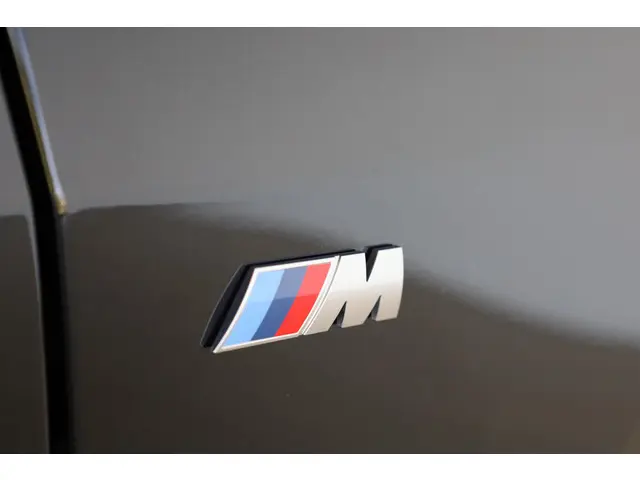 BMW 1 Serie 120 2024 Benzine 23