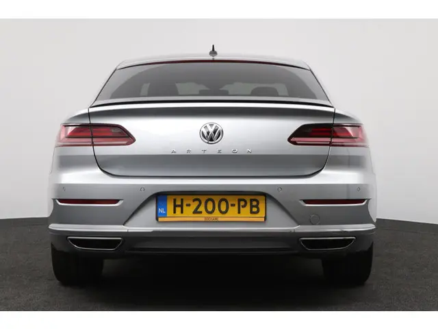 Volkswagen Arteon 1.5 TSI Business R 2019 Benzine 8