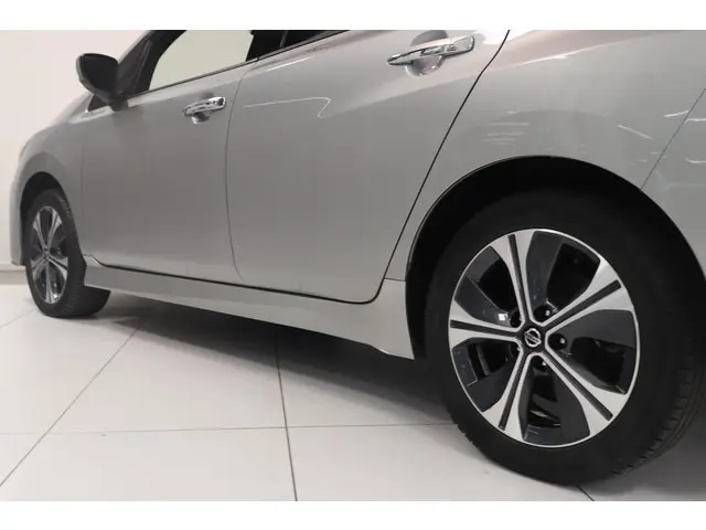 Nissan Leaf e+ N-Connecta 62 kWh 2021 Elektrisch 15