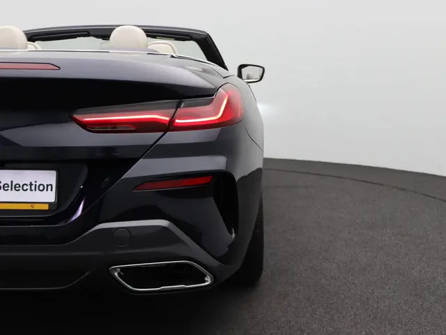 BMW 8 Serie M850i xDrive 2020 Benzine 22