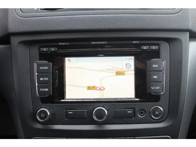 Škoda Yeti 1.2 TSI Adventure//Airco//Cruise//Navi! 2013 Benzine 12