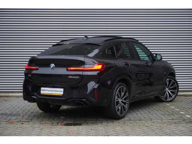 BMW X4 2