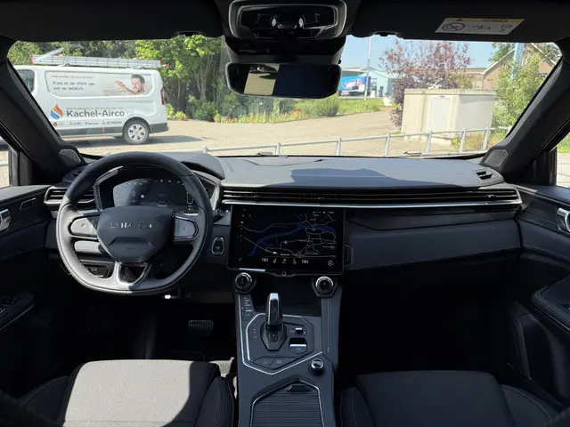 Lynk & Co 01 1.5 Aut. Hybrid 2024 Hybride Benzine 21