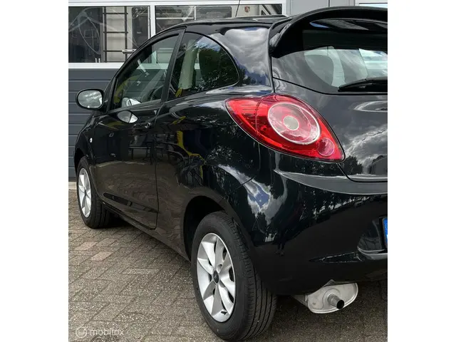 Ford Ka 1.2 Style start/stop AIRCO 2013 Benzine 7