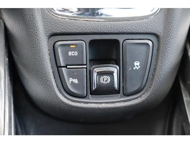 Opel Zafira Tourer 1.4 Cosmo 2012 Benzine 30