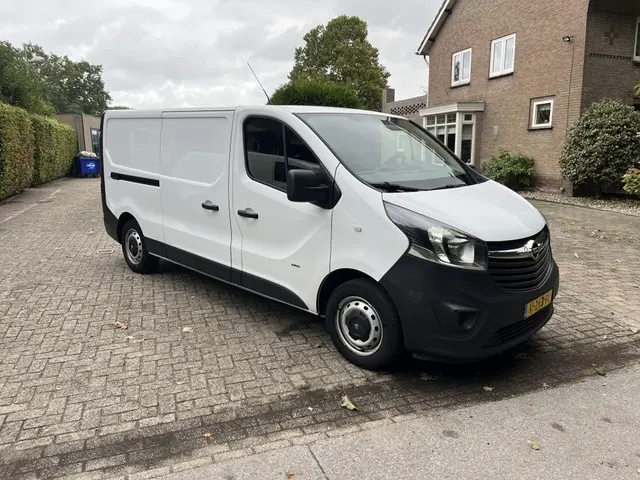Opel Vivaro 1.6 CDTI L2H1 Ed Eco 2017 Diesel 2