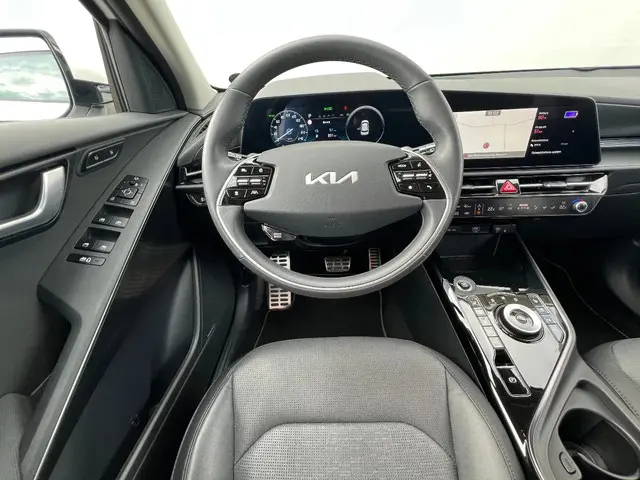 Kia Niro 1.6 GDI PHEV Executive line 2022 Hybride Benzine 7