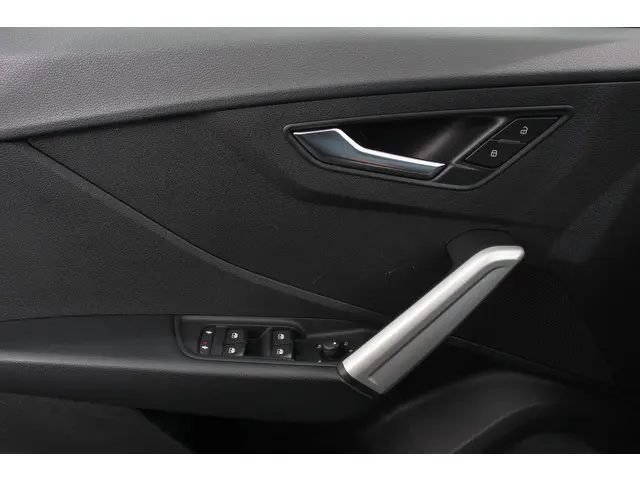 Audi Q2 35 TFSI 150PK S-tronic Prestige 2021 Benzine 16