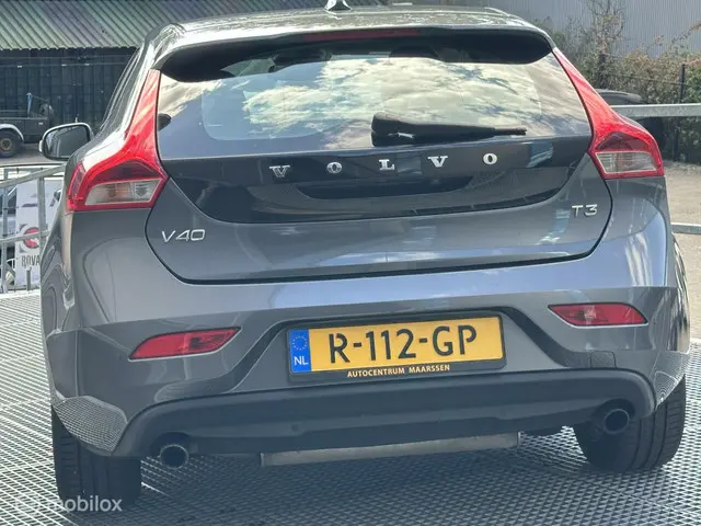 Volvo V40 1.6 T3 2013 Benzine 6