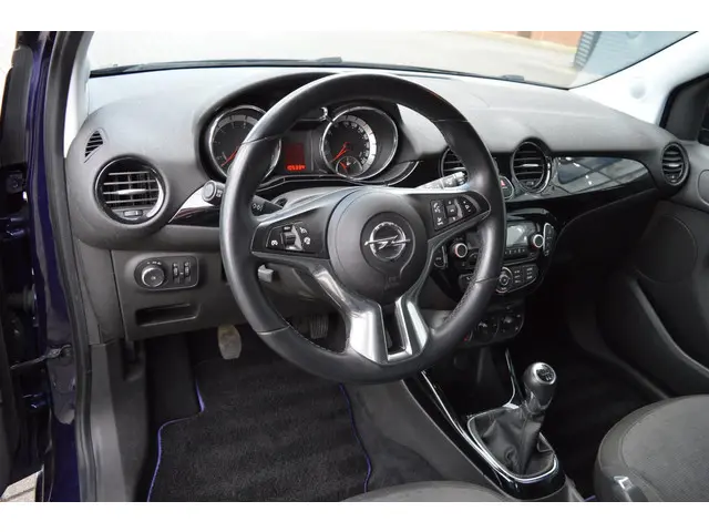 Opel ADAM 1.2 airco , cruise control 2016 Benzine 11