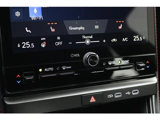 Lexus LBX Elegant 2WD 2025 Hybride Benzine 7
