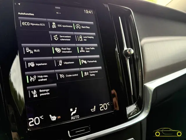 Volvo V90 2.0 T5 Momentum / Orig. NL / NAP 2017 Benzine 13