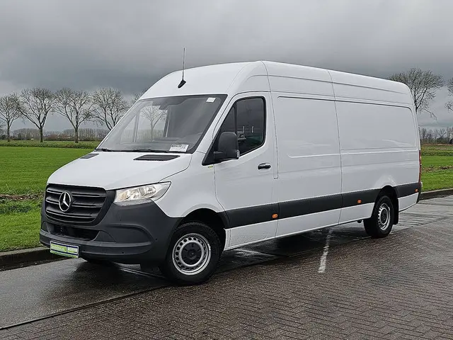 Mercedes-Benz Sprinter 315 2023 Diesel 2