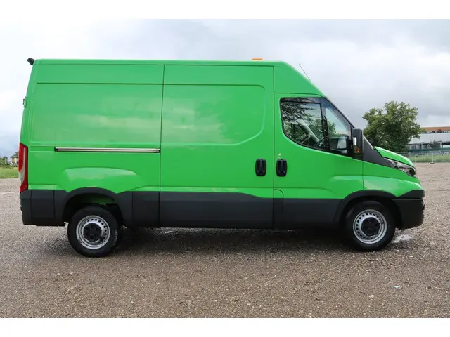 Iveco Daily 35S16V 2.3 352 H3 L 2017 Diesel 5
