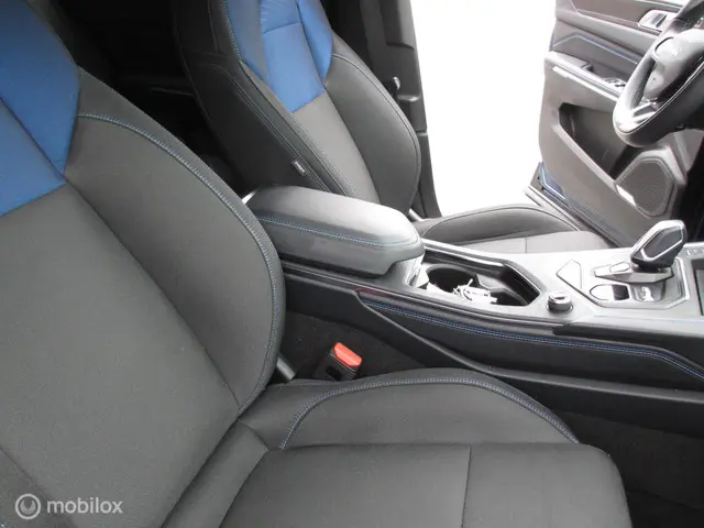 Lynk & Co 01 1.5 2023 Hybride Benzine 23