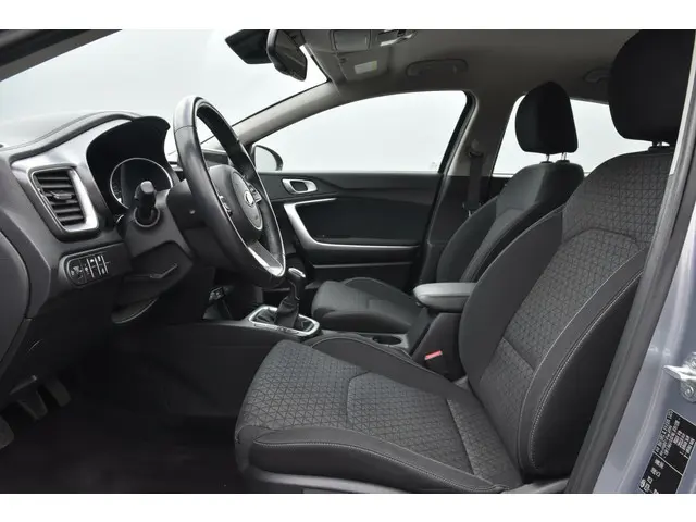 Kia Ceed 1.0 T-GDi DynamicLine 2021 Benzine 11