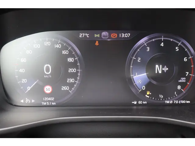 Volvo XC40 1.5 T3 R-Design 2019 Benzine 25