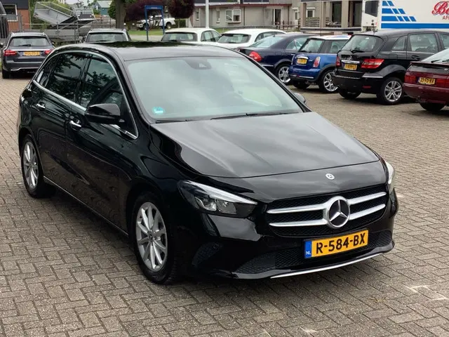 Mercedes-Benz B-Klasse 180 Premium 2020 Benzine 4