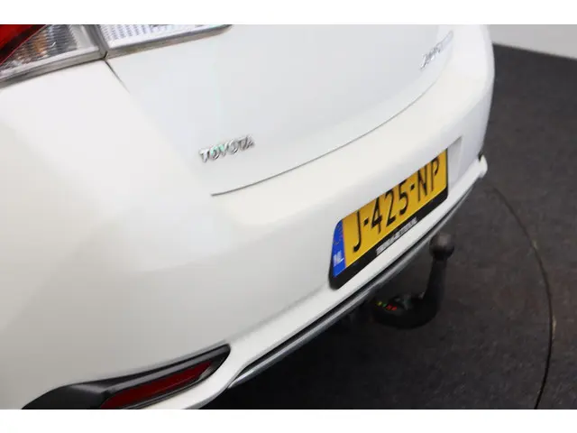 Toyota Auris 1.8 Hybrid Lease Pro 2015 Hybride Benzine 31