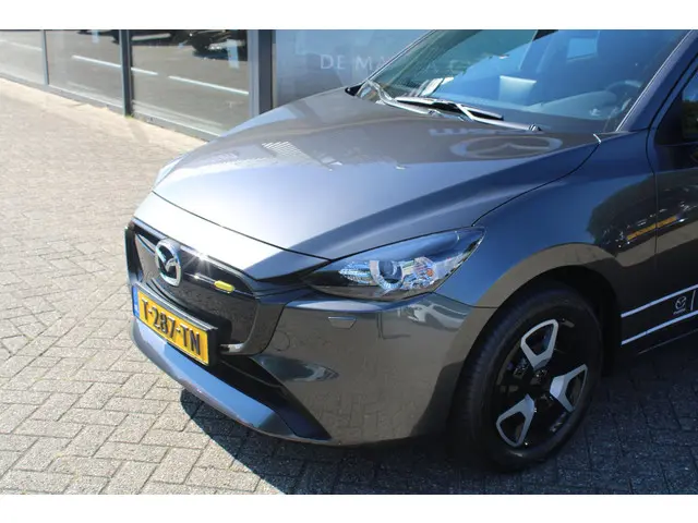Mazda 2 1.5 e-SkyActiv-G 90 Centre-Line 2023 Benzine 10