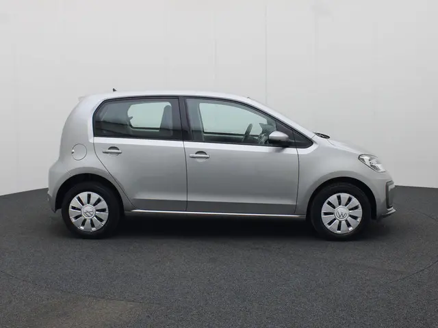 Volkswagen up! 1.0/60PK BMT Move Up! 2020 Benzine 3