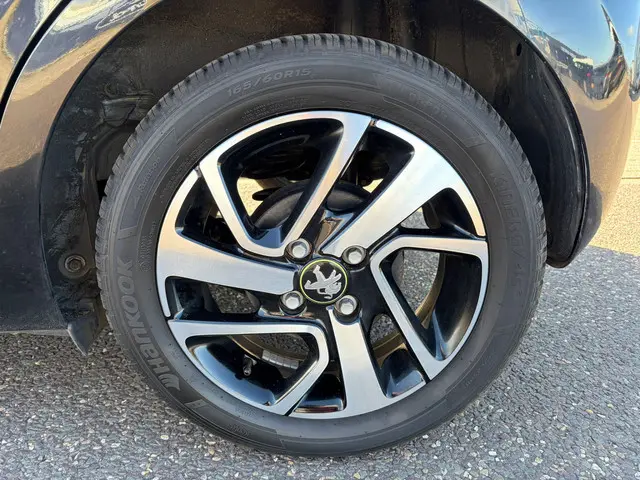 Peugeot 108 1.0 e-VTi Allure TOP! 2019 Benzine 20