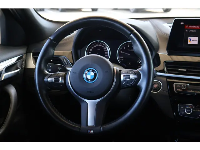 BMW X2 xDrive25e 2023 Hybride Benzine 11