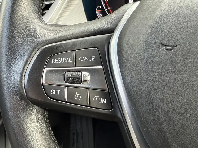 BMW 1 Serie 118i Executive Edition 2020 Benzine 25