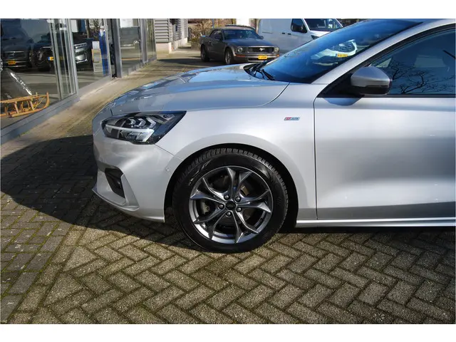 Ford Focus Wagon 1.5 EcoBoost ST-Line 150pk 2019 Benzine 9