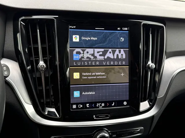 Volvo V60 2.0 B3 Core 2022 Benzine 16