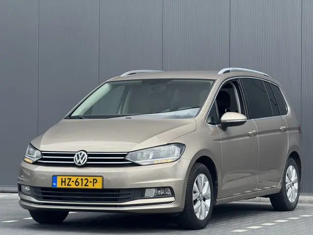 Volkswagen Touran 1.4 TSI Highline 2016 Benzine 13