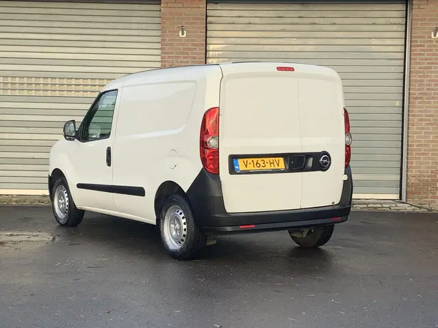 Opel Combo 1.3 CDTi L1H1 Edition 2017 Diesel 7