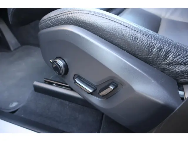 Volvo XC60 T8 AWD Inscription 2021 Hybride Benzine 19