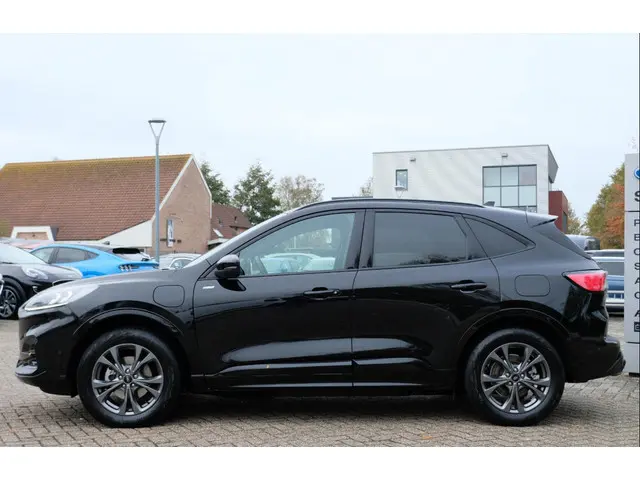 Ford Kuga 2.5 PHEV ST-Line 2024 Hybride Benzine 5