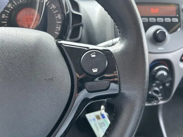 Peugeot 108 1.0 e-VTi Active 2019 Benzine 12
