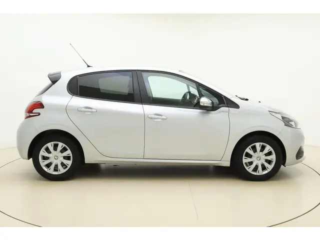 Peugeot 208 1.2 PureTech Urban Soul 2015 Benzine 9