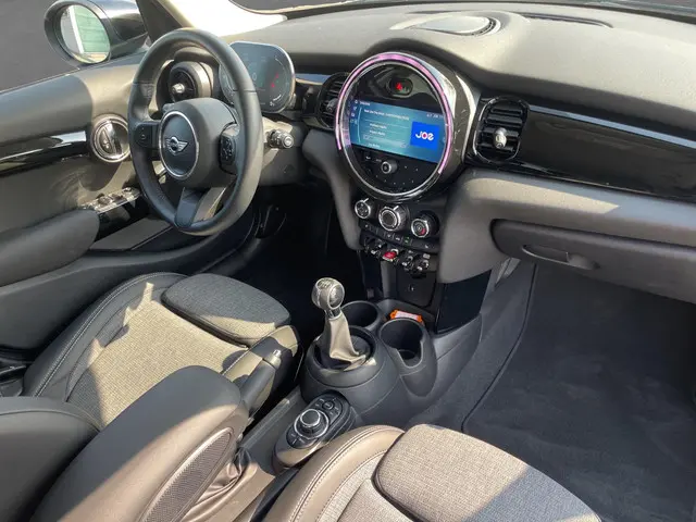 MINI One Mini 1.5 2021 Benzine 2