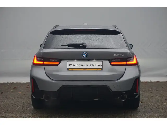 BMW 3 Serie Touring 330e 2025 Hybride Benzine 5