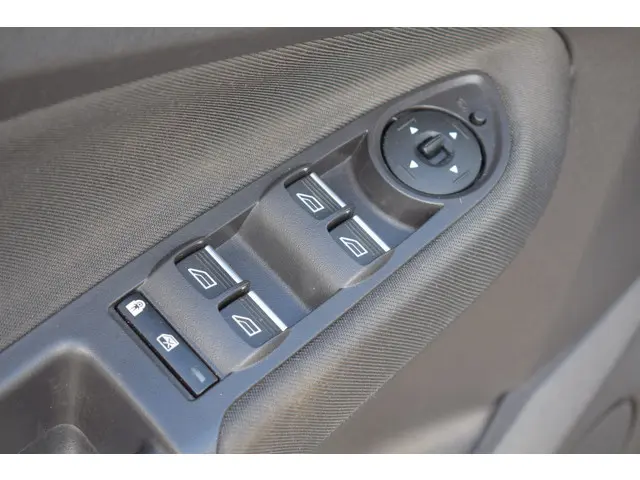 Ford C-MAX 1.0 Titanium//Navi//ECC!! 2018 Benzine 9