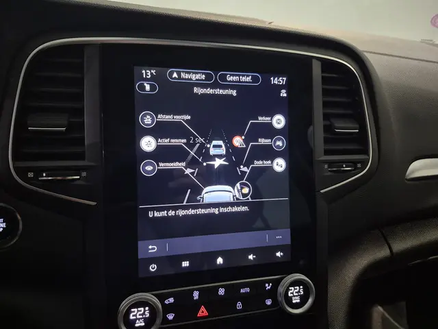 Renault Mégane Estate 1.3 TCe 140 Techno 2023 Benzine 30