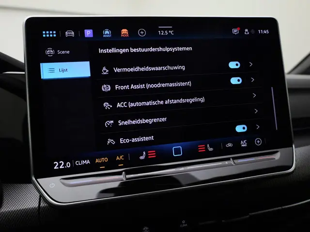 Volkswagen Golf 1.5e TSI 150PK R-Line DSG 2024 Benzine 12