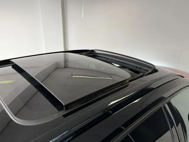 Volvo XC40 1.5 T5 Recharge R-Design 2020 Hybride Benzine 4