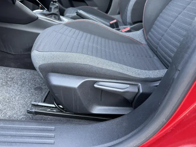 Peugeot 2008 1.2 Turbo 100 PK Active Pack 2021 Benzine 30