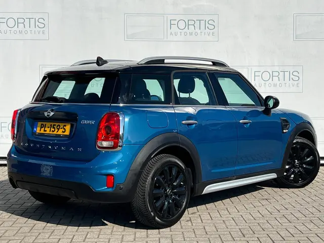 MINI Countryman 2