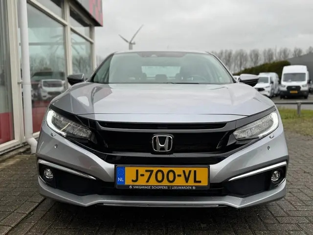 Honda Civic 1.5 i-VTEC Elegance 180pk 2020 Benzine 4